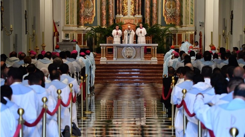 Consagración del Altar Catedral de Panamá Consagración del Altar Mayor de la Catedral Basílica Santa María La Antigua, Panamá